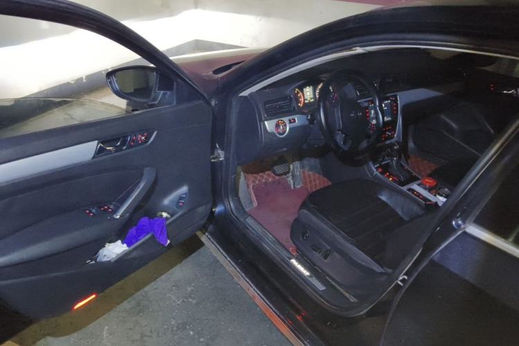 Used Volkswagen Passat 2014 1.8TSI DSG Prestige Edition Driver Seat