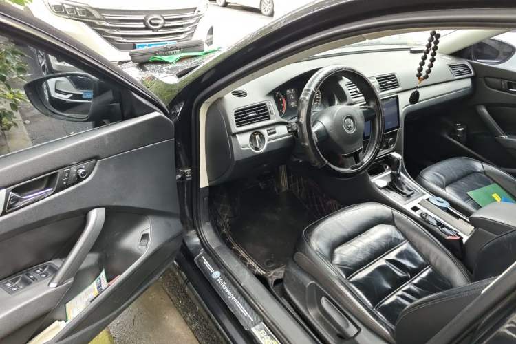 Used Volkswagen Passat 2014 1.8TSI DSG Prestige Edition Driver Seat