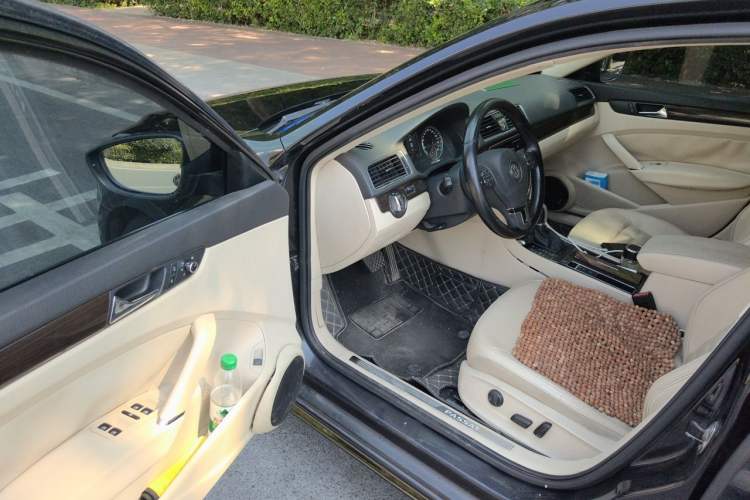Used Volkswagen Passat 2014 2.0 TSI DSG Prestige Edition Driver Seat