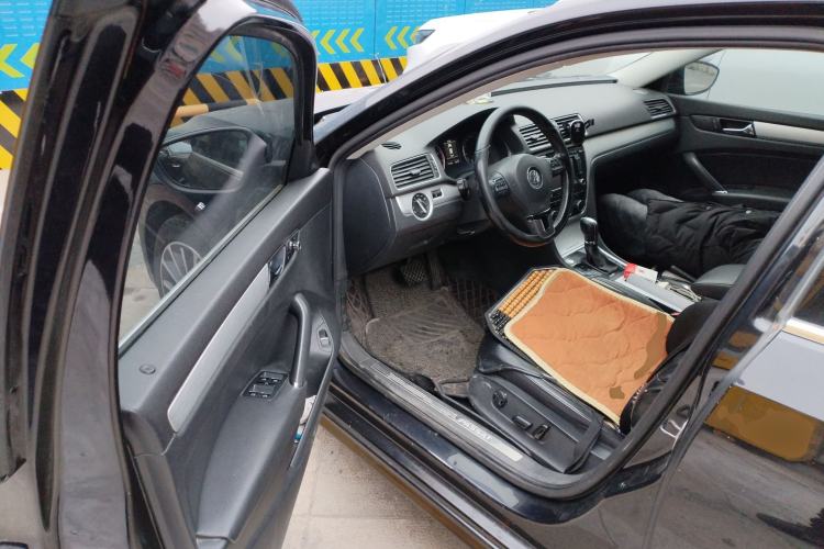 Used Volkswagen Passat 2014 1.8TSI DSG Prestige Edition Driver Seat