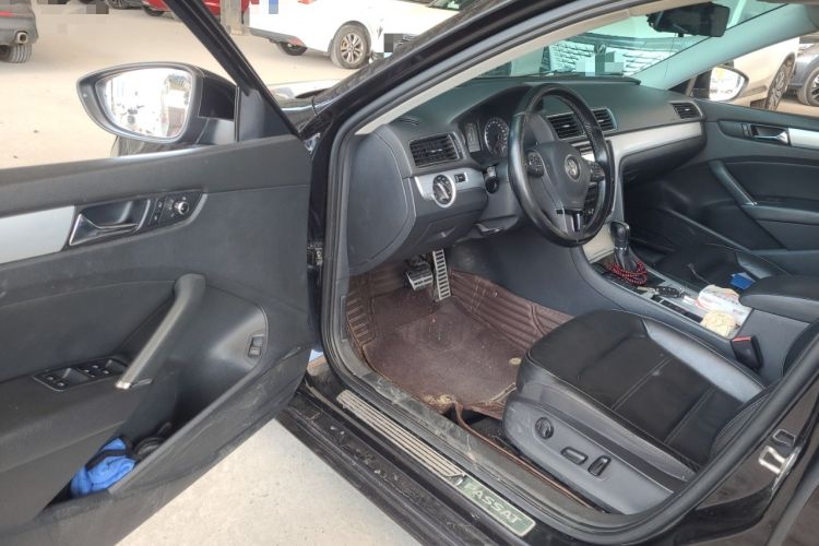 Used Volkswagen Passat 2014 1.8TSI DSG Prestige Edition Driver Seat
