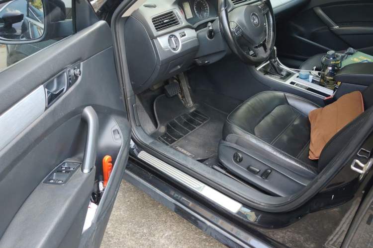 Used Volkswagen Passat 2014 1.8TSI DSG Prestige Edition Driver Seat