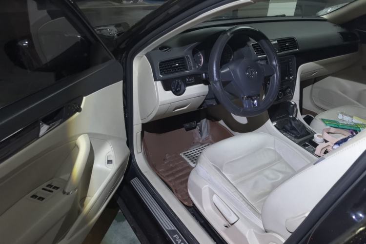 Used Volkswagen Passat 2014 1.8TSI DSG Prestige Edition Driver Seat