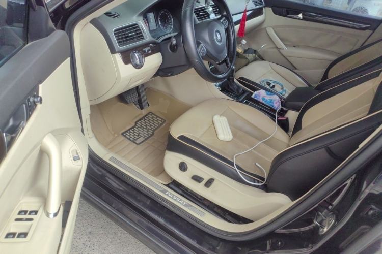 Used Volkswagen Passat 2014 1.8TSI DSG Prestige Edition Driver Seat