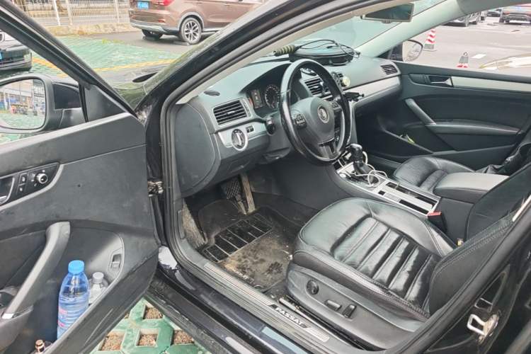 Used Volkswagen Passat 2014 1.8TSI DSG Prestige Edition Driver Seat