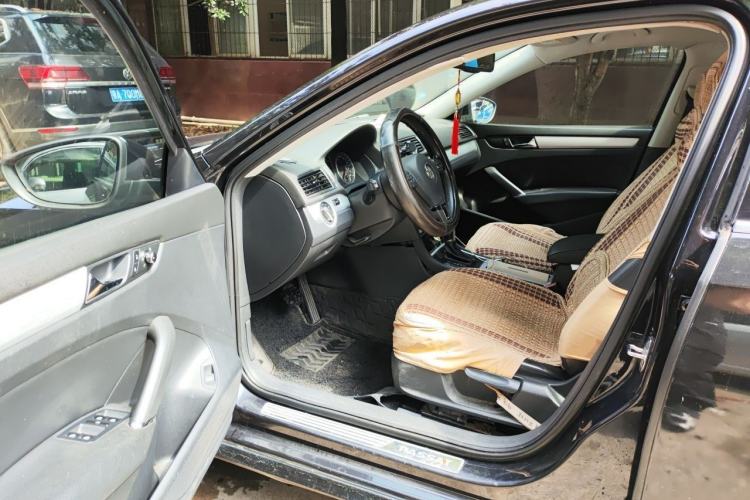 Used Volkswagen Passat 2014 1.8TSI DSG Prestige Edition Driver Seat