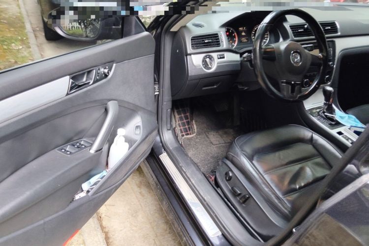 Used Volkswagen Passat 2014 1.8TSI DSG Prestige Edition Driver Seat