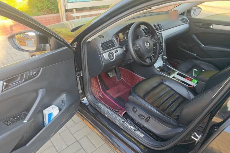 Used Volkswagen Passat 2014 1.8TSI DSG Prestige Edition Driver Seat