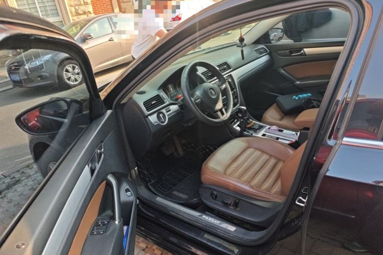 Used Volkswagen Passat 2014 1.8TSI DSG Prestige Edition Driver Seat