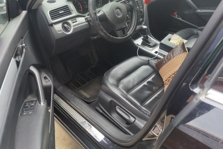 Used Volkswagen Passat 2014 1.8TSI DSG Prestige Edition Driver Seat