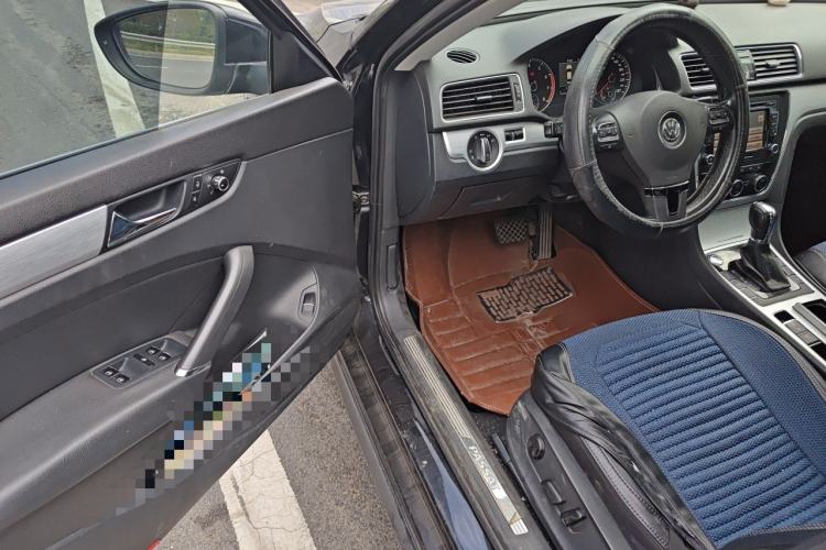 Used Volkswagen Passat 2014 1.8TSI DSG Prestige Edition Driver Seat