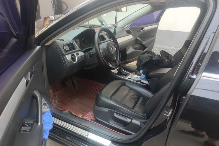 Used Volkswagen Passat 2014 1.8TSI DSG Prestige Edition Driver Seat