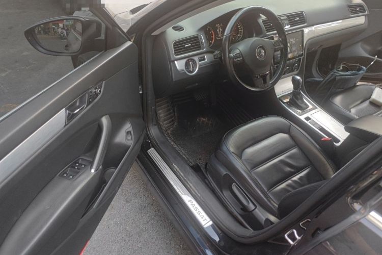 Used Volkswagen Passat 2014 1.8TSI DSG Prestige Edition Driver Seat