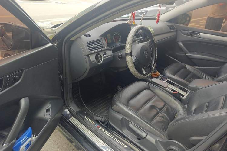 Used Volkswagen Passat 2014 1.4TSI DSG Prestige Edition Driver Seat