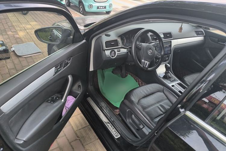 Used Volkswagen Passat 2014 1.8TSI DSG Prestige Edition Driver Seat