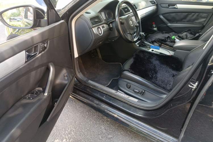 Used Volkswagen Passat 2014 1.8TSI DSG Prestige Edition Driver Seat