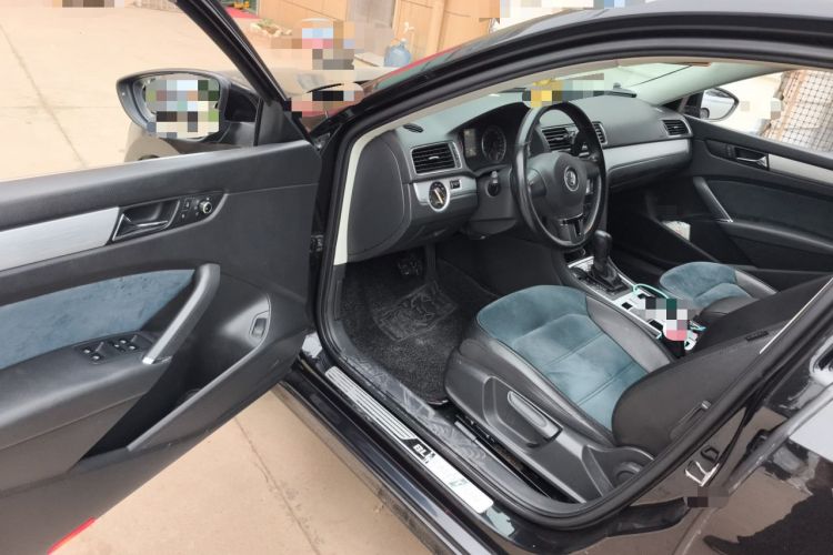 Used Volkswagen Passat 2014 1.4TSI DSG BlueMotion Technology Edition Driver Seat