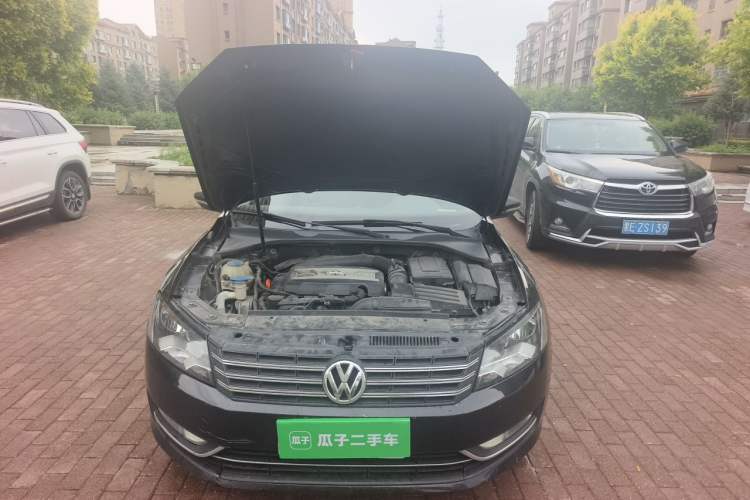 Used Volkswagen Passat 2014 1.8TSI DSG Prestige Edition Engine Bay