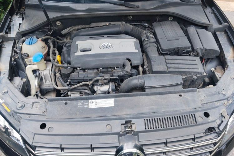 Used Volkswagen Passat 2014 1.8TSI DSG Prestige Edition Engine Bay