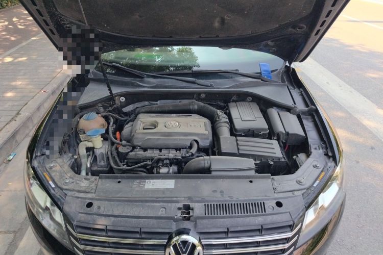 Used Volkswagen Passat 2014 2.0 TSI DSG Prestige Edition Engine Bay