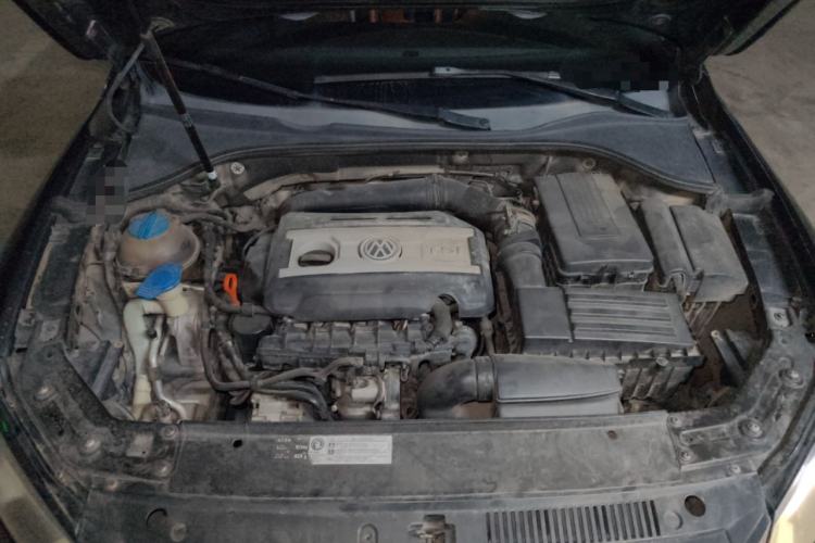 Used Volkswagen Passat 2014 1.8TSI DSG Prestige Edition Engine Bay