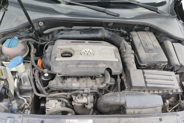 Used Volkswagen Passat 2014 1.8TSI DSG Prestige Edition Engine Bay