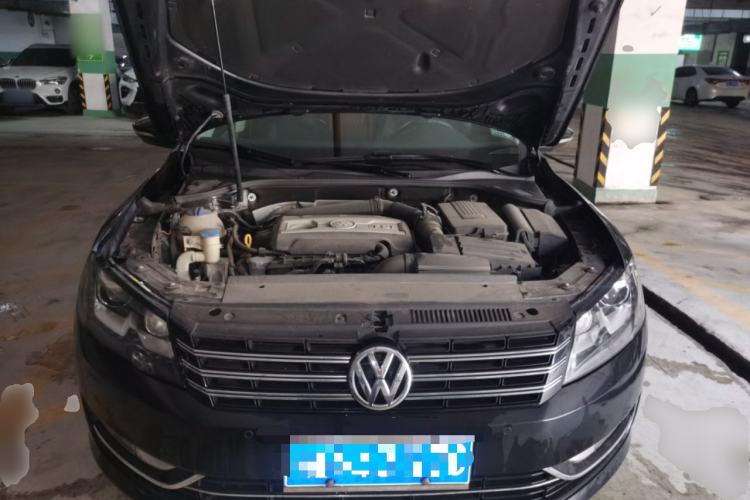 Used Volkswagen Passat 2014 1.8TSI DSG Prestige Edition Engine Bay