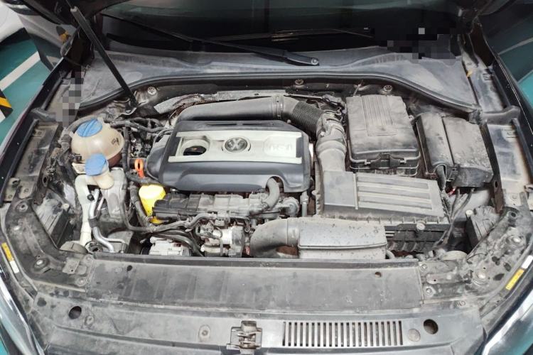 Used Volkswagen Passat 2014 1.8TSI DSG Prestige Edition Engine Bay