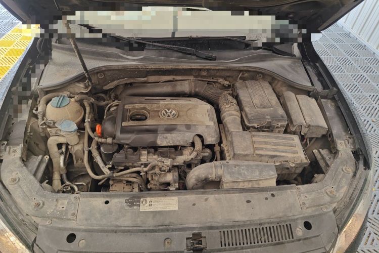 Used Volkswagen Passat 2014 1.8TSI DSG Prestige Edition Engine Bay