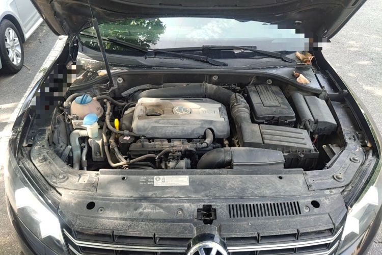 Used Volkswagen Passat 2014 1.8TSI DSG Prestige Edition Engine Bay