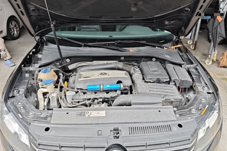 Used Volkswagen Passat 2014 2.0 TSI DSG Prestige Edition Engine Bay