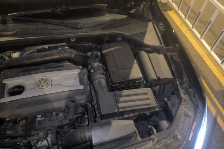 Used Volkswagen Passat 2014 2.0 TSI DSG Prestige Edition Engine Bay Left