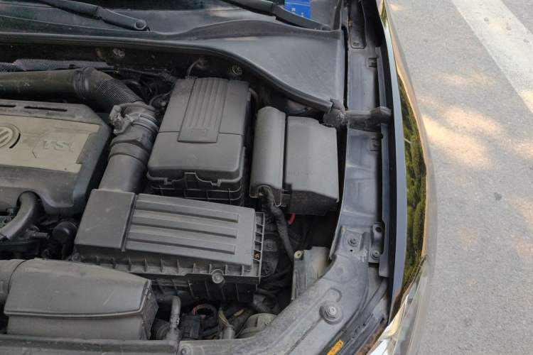 Used Volkswagen Passat 2014 2.0 TSI DSG Prestige Edition Engine Bay Left
