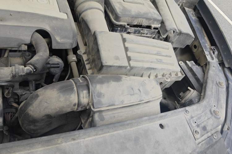Used Volkswagen Passat 2014 1.8TSI DSG Prestige Edition Engine Bay Left