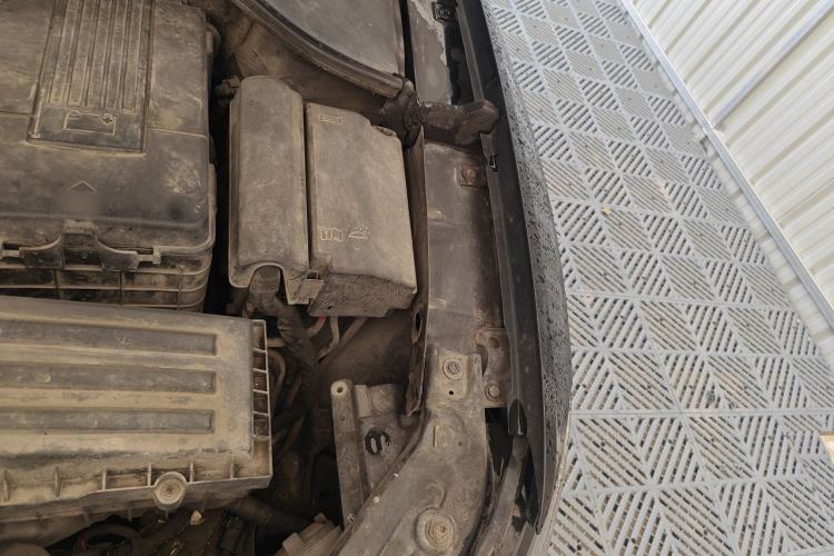 Used Volkswagen Passat 2014 1.8TSI DSG Prestige Edition Engine Bay Left