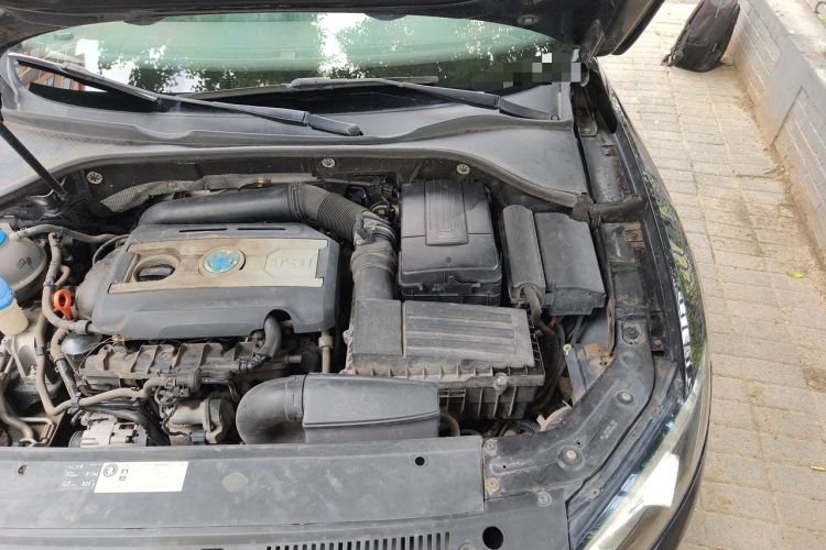 Used Volkswagen Passat 2014 1.8TSI DSG Prestige Edition Engine Bay Left