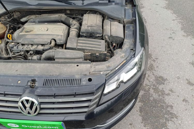 Used Volkswagen Passat 2014 2.0 TSI DSG Prestige Navigation Edition Engine Bay Left