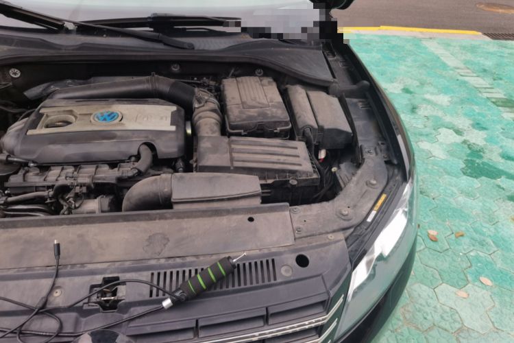 Used Volkswagen Passat 2014 1.8TSI DSG Prestige Edition Engine Bay Left
