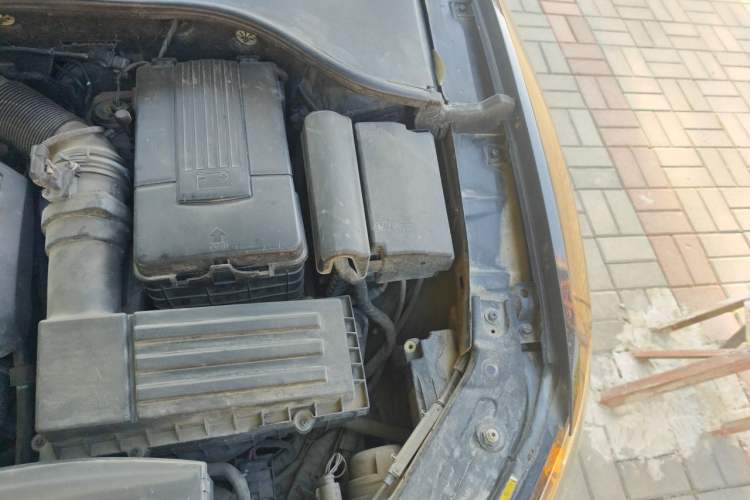 Used Volkswagen Passat 2014 1.8TSI DSG Prestige Edition Engine Bay Left