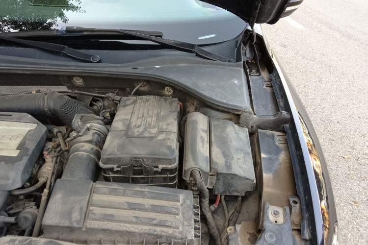 Used Volkswagen Passat 2014 2.0 TSI DSG Prestige Edition Engine Bay Left