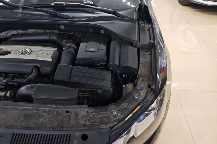 Used Volkswagen Passat 2014 2.0 TSI DSG Prestige Edition Engine Bay Left