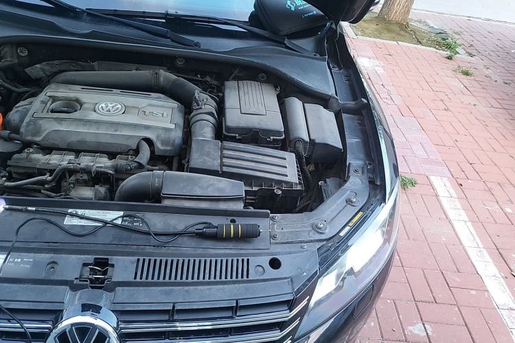 Used Volkswagen Passat 2014 2.0 TSI DSG Prestige Edition Engine Bay Left