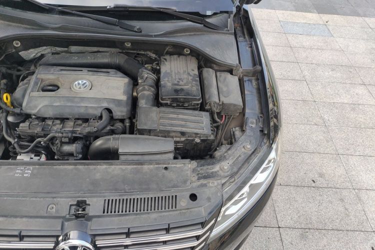 Used Volkswagen Passat 2014 1.8TSI DSG Prestige Edition Engine Bay Left