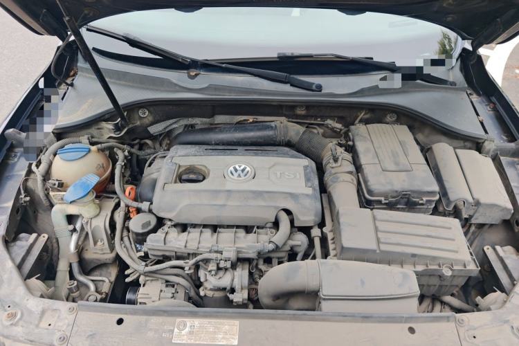 Used Volkswagen Passat 2014 1.8TSI DSG Prestige Edition Engine Bay