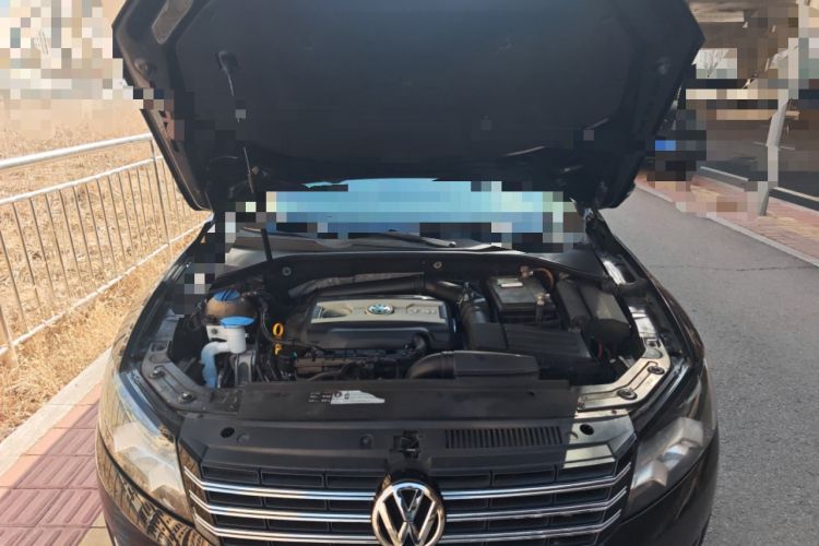 Used Volkswagen Passat 2014 1.8TSI DSG Prestige Edition Engine Bay