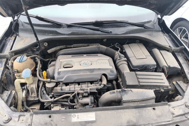 Used Volkswagen Passat 2014 1.8TSI DSG Prestige Edition Engine Bay