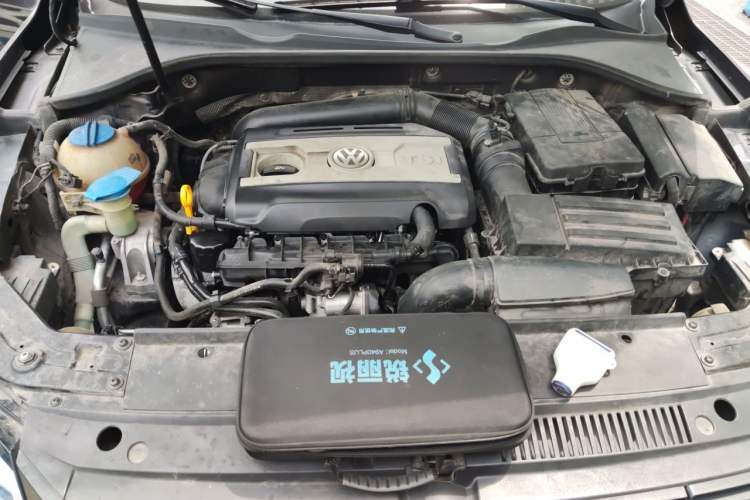 Used Volkswagen Passat 2014 1.8TSI DSG Prestige Edition Engine Bay