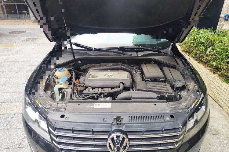 Used Volkswagen Passat 2014 1.8TSI DSG Prestige Edition Engine Bay