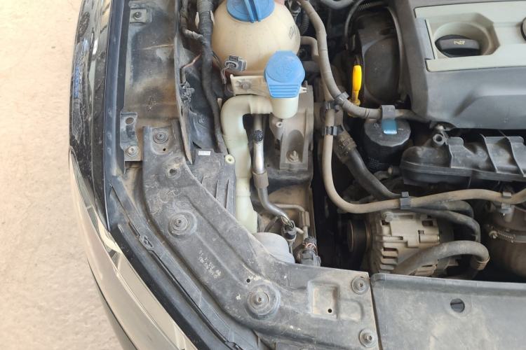 Used Volkswagen Passat 2014 1.8TSI DSG Prestige Edition Engine Bay Right