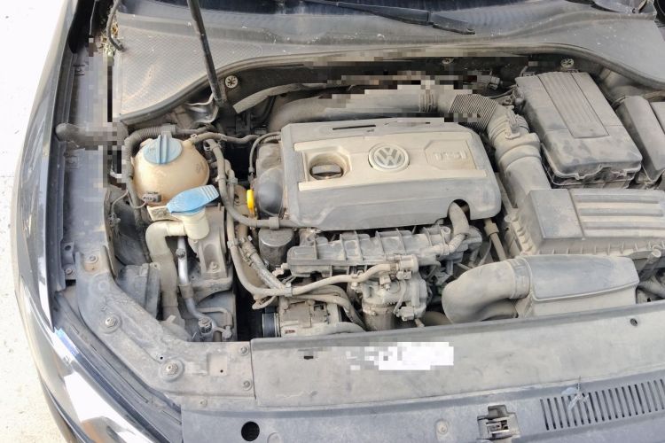 Used Volkswagen Passat 2014 1.8TSI DSG Prestige Edition Engine Bay Right